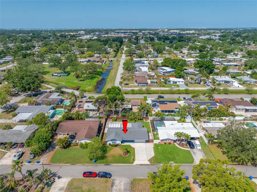 1900 60th Way N, Saint Petersburg, FL 33710 - Image #2