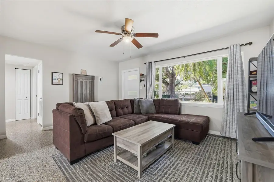 2102 W Kirby Circle, Tampa, FL 33604 - Image #2