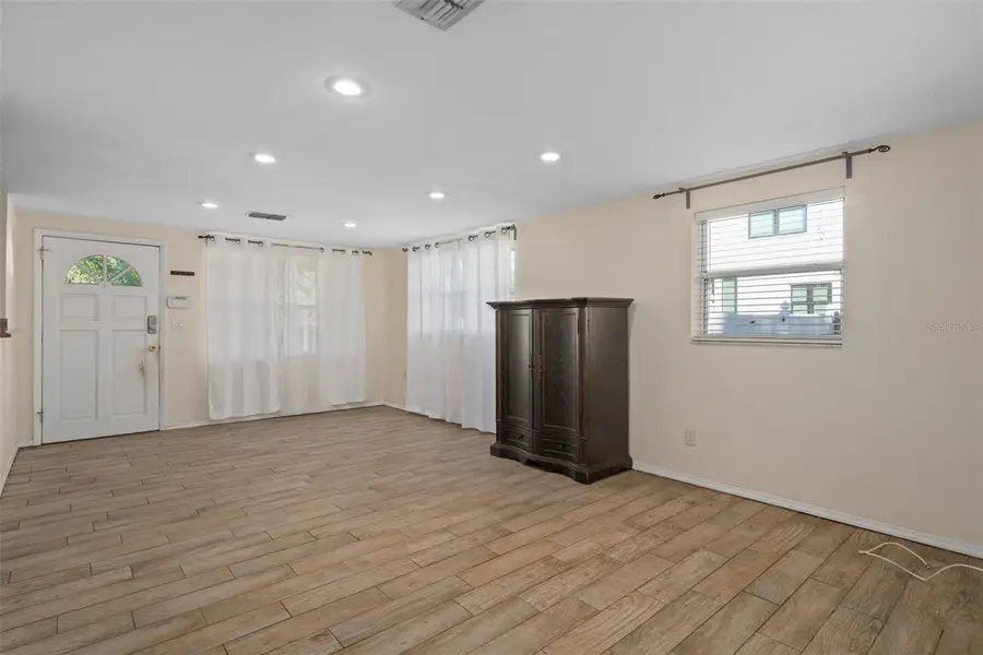 6706 S Trask Street, Tampa, FL 33616 - Image #3