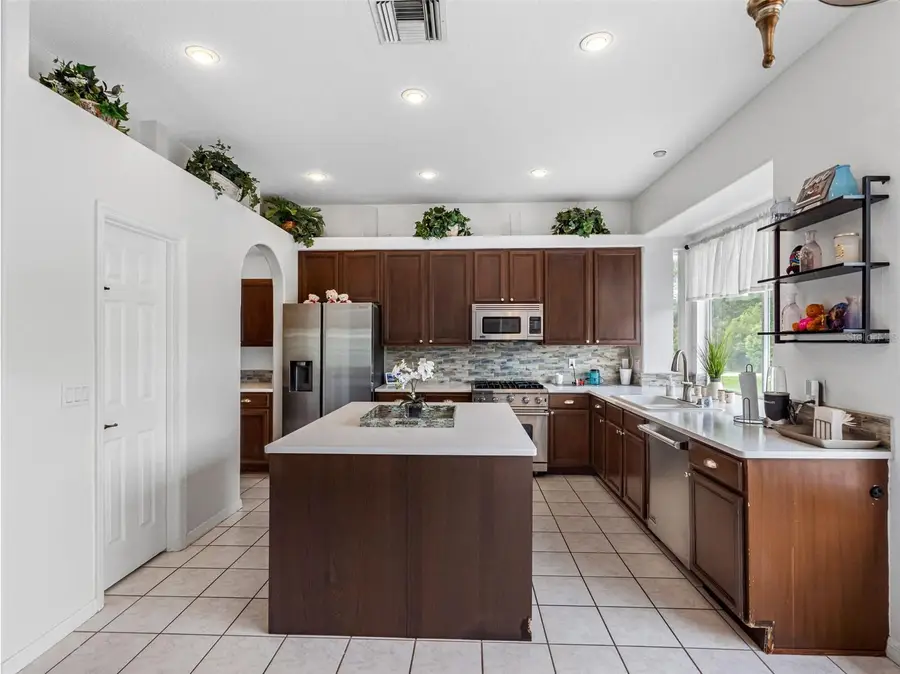 12439 Bristol Commons Circle, Tampa, FL 33626 - Image #3