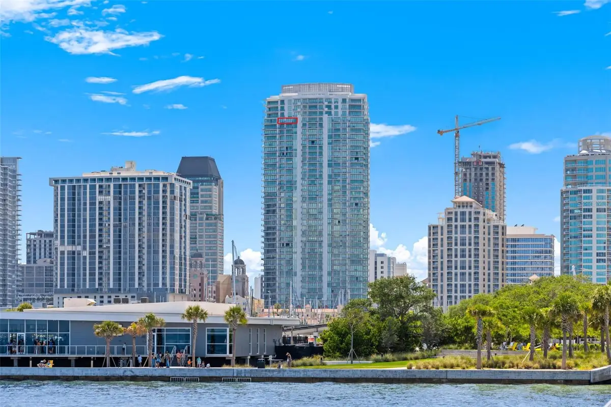 100 1st Avenue N #3902, Saint Petersburg, FL 33701 - Image #1