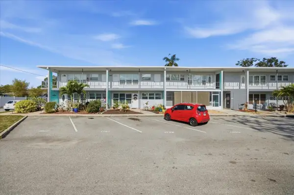 5861 42nd Terrace N #1608, KENNETH CITY, FL 33709