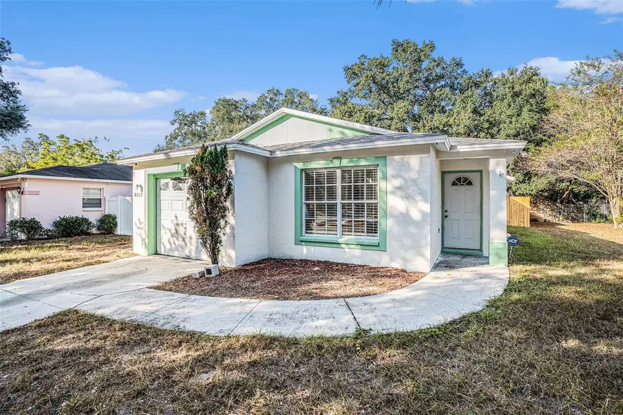 8512 Lazy River Drive, Tampa, FL 33617 - Image #2