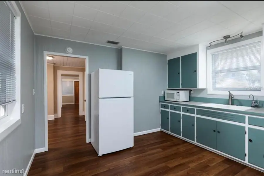 3630 38th Avenue N, Saint Petersburg, FL 33713 - Image #2