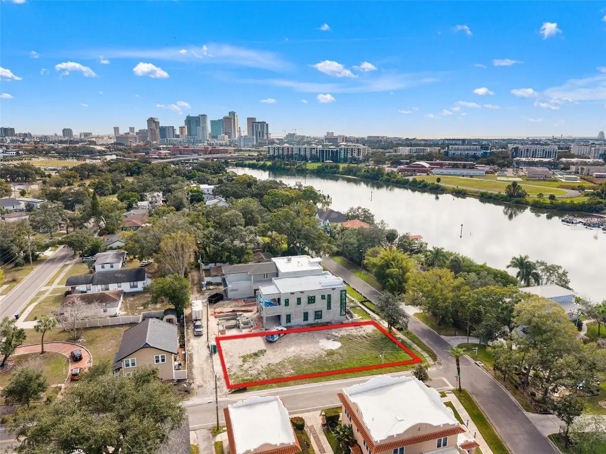 2313 N Riverside Drive, Tampa, FL 33602 - Image #1