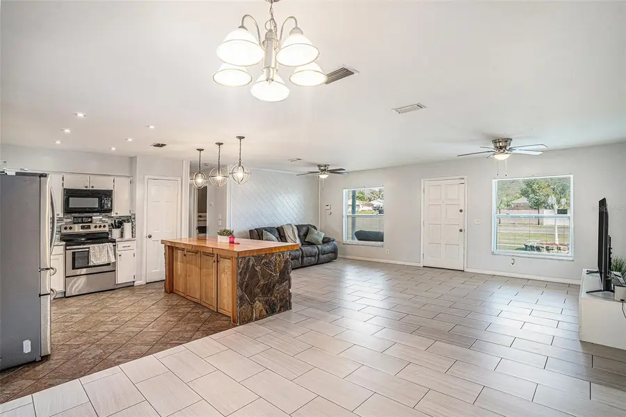 3515 S Kings Avenue, Brandon, FL 33511 - Image #3