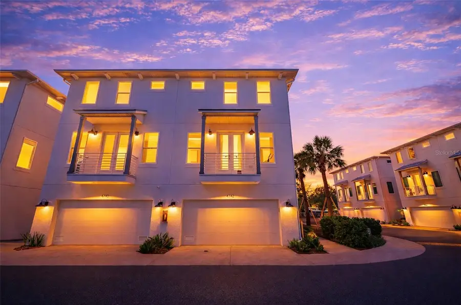 4742 Legacy Park Drive, Tampa, FL 33611 - Image #2