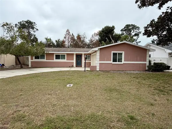 13772 80th Avenue, SEMINOLE, FL 33776