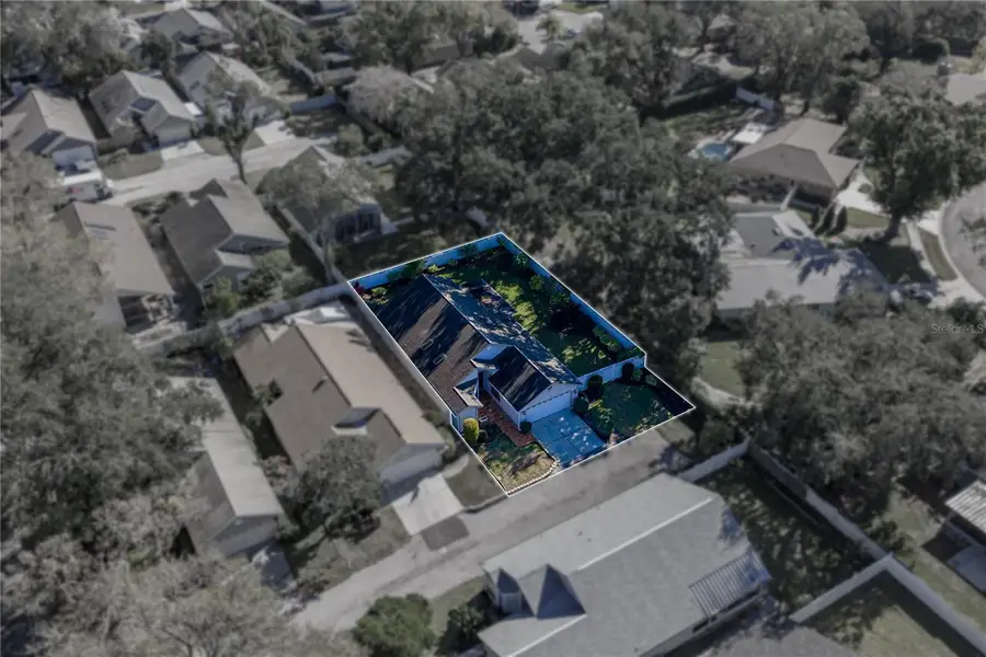 1418 Walden Oaks Place, Plant City, FL 33563 - Image #2