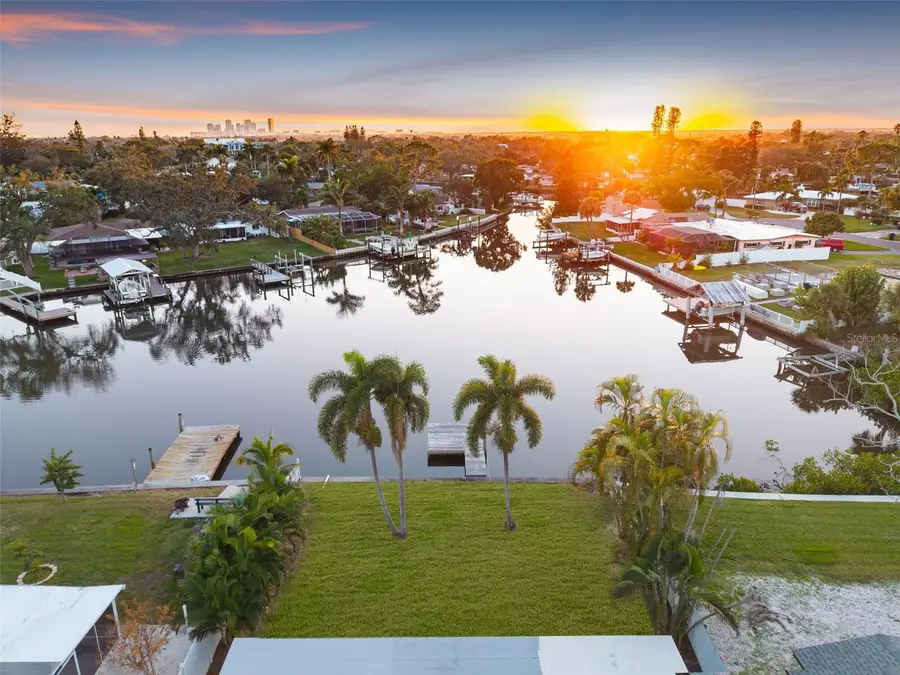 4790 Venetian Boulevard Ne, Saint Petersburg, FL 33703 - Image #2