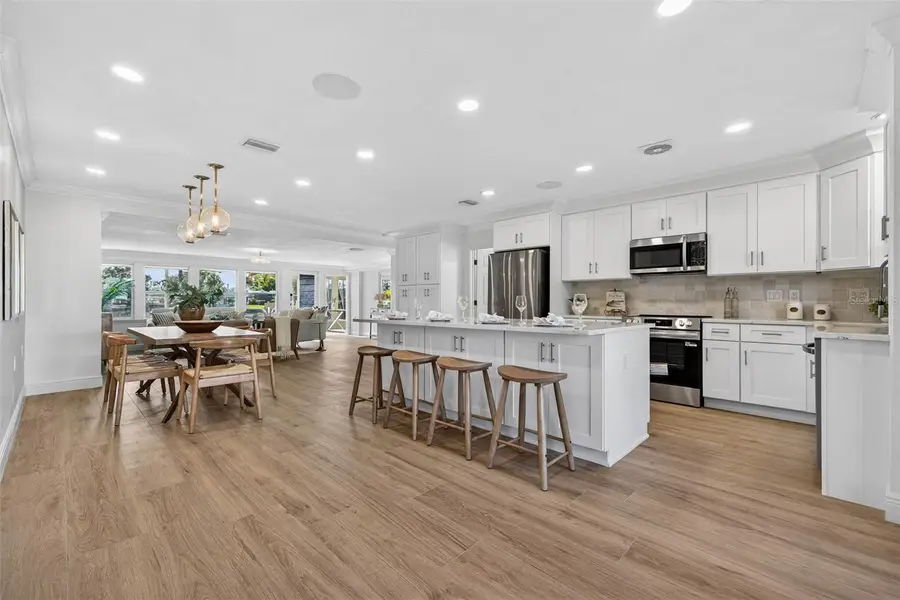 4790 Venetian Boulevard Ne, Saint Petersburg, FL 33703 - Image #3