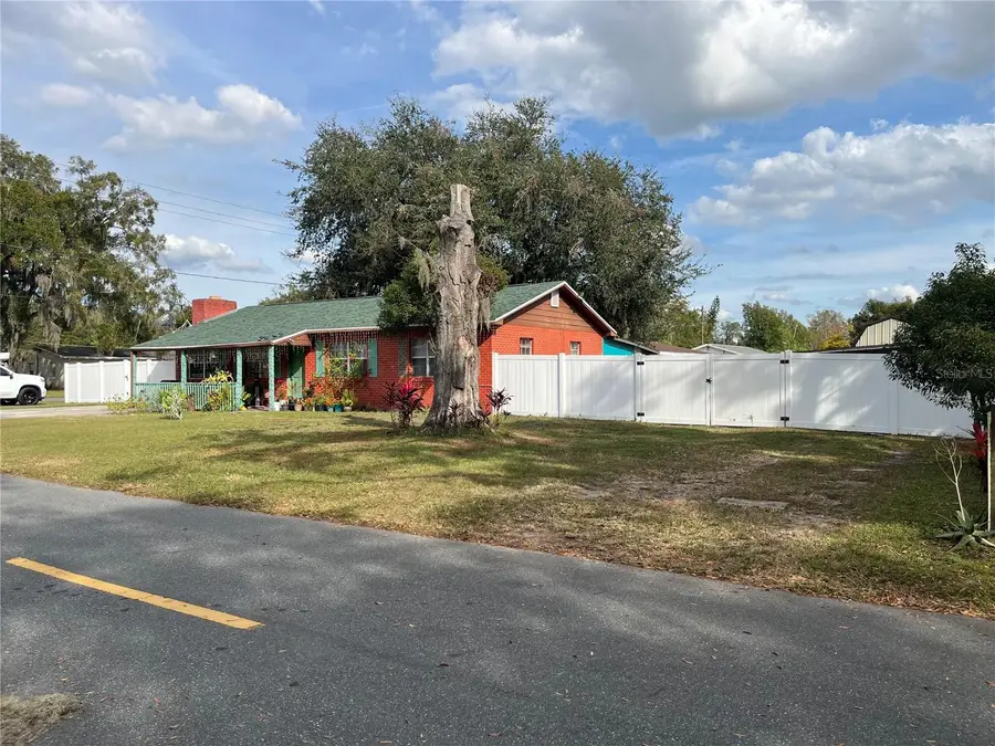 1506 N Bracewell Drive, Plant City, FL 33563 - Image #2