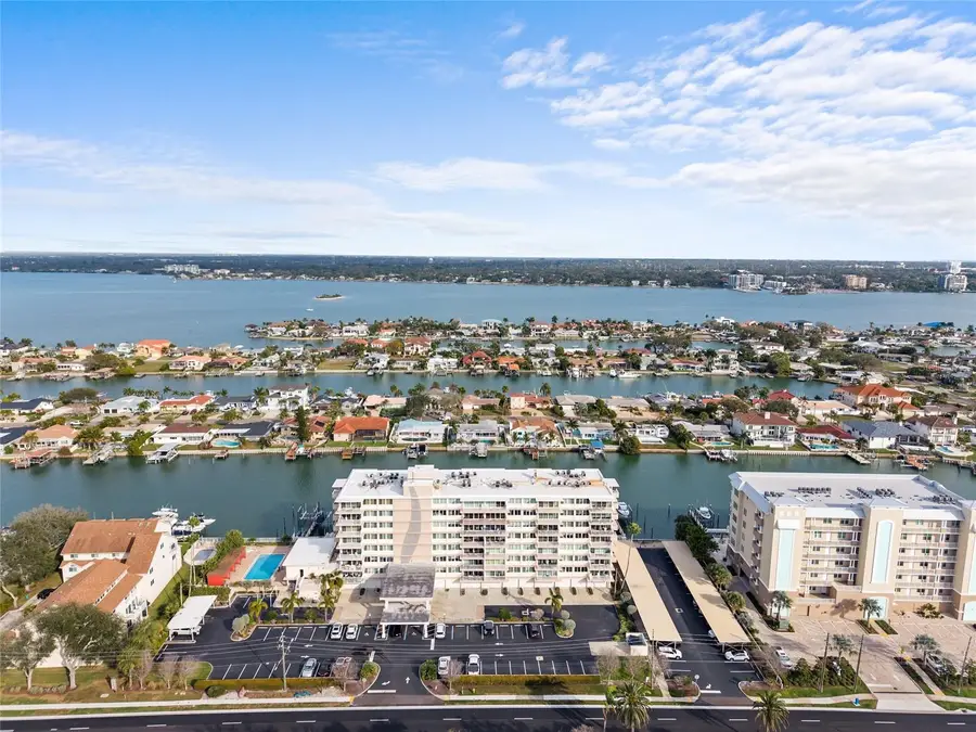 223 Island Way #5E, Clearwater Beach, FL 33767 - Image #2
