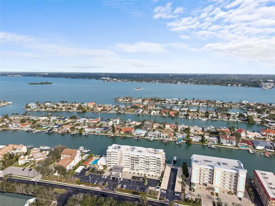 223 Island Way #5E, Clearwater Beach, FL 33767 - Image #3