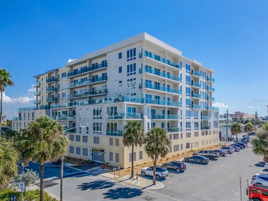 15 Avalon Street #403, Clearwater Beach, FL 33767 - Image #2