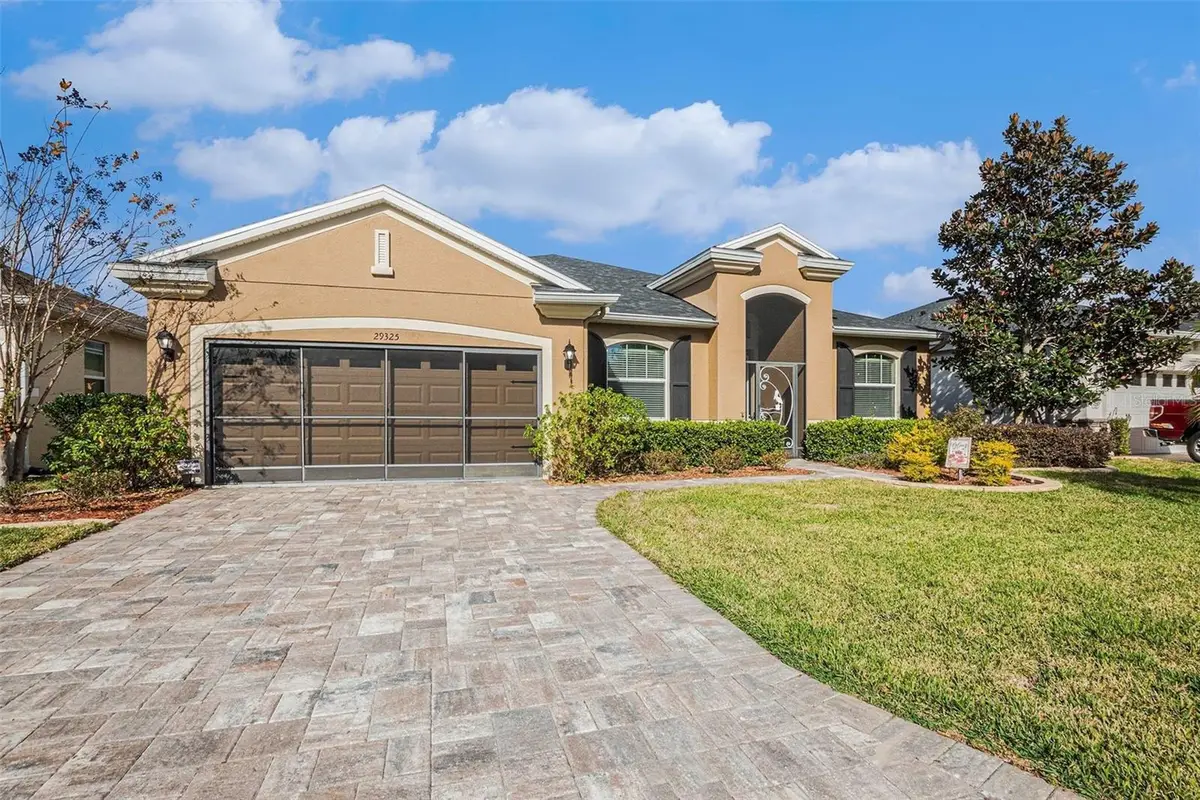 29325 Grass Bunker Drive, San Antonio, FL 33576 - Image #1