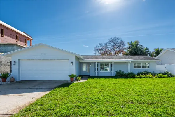 1466 51st Avenue Ne, ST PETERSBURG, FL 33703