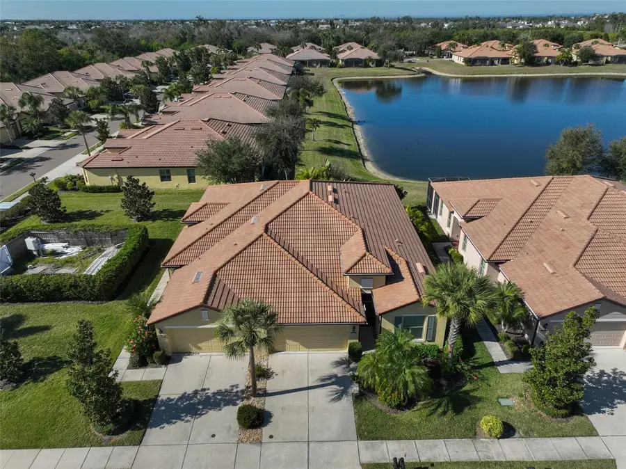 5404 Sunset Falls Drive, Apollo Beach, FL 33572 - Image #2