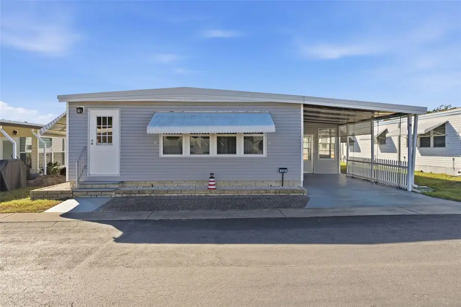 226 Royal Palm Circle, Largo, FL 33778 - Image #2