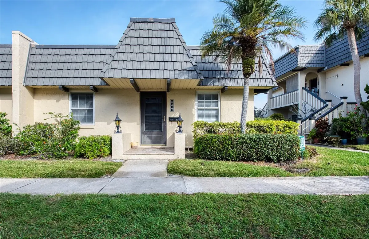 2206 Cordova Green, Seminole, FL 33777 - Image #1