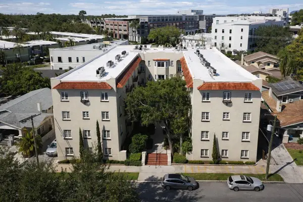 2117 W Dekle Avenue #H1, TAMPA, FL 33606