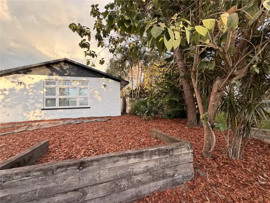 7513 Rustic Drive, Tampa, FL 33634 - Image #3