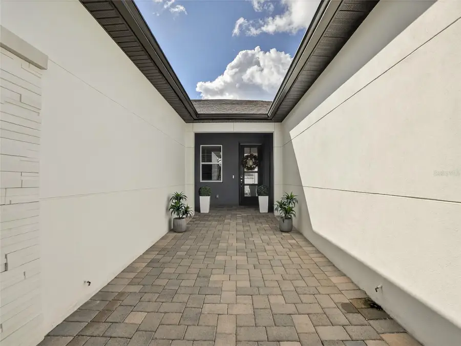 3775 Maxwell Park Drive, Sun City Center, FL 33573 - Image #2