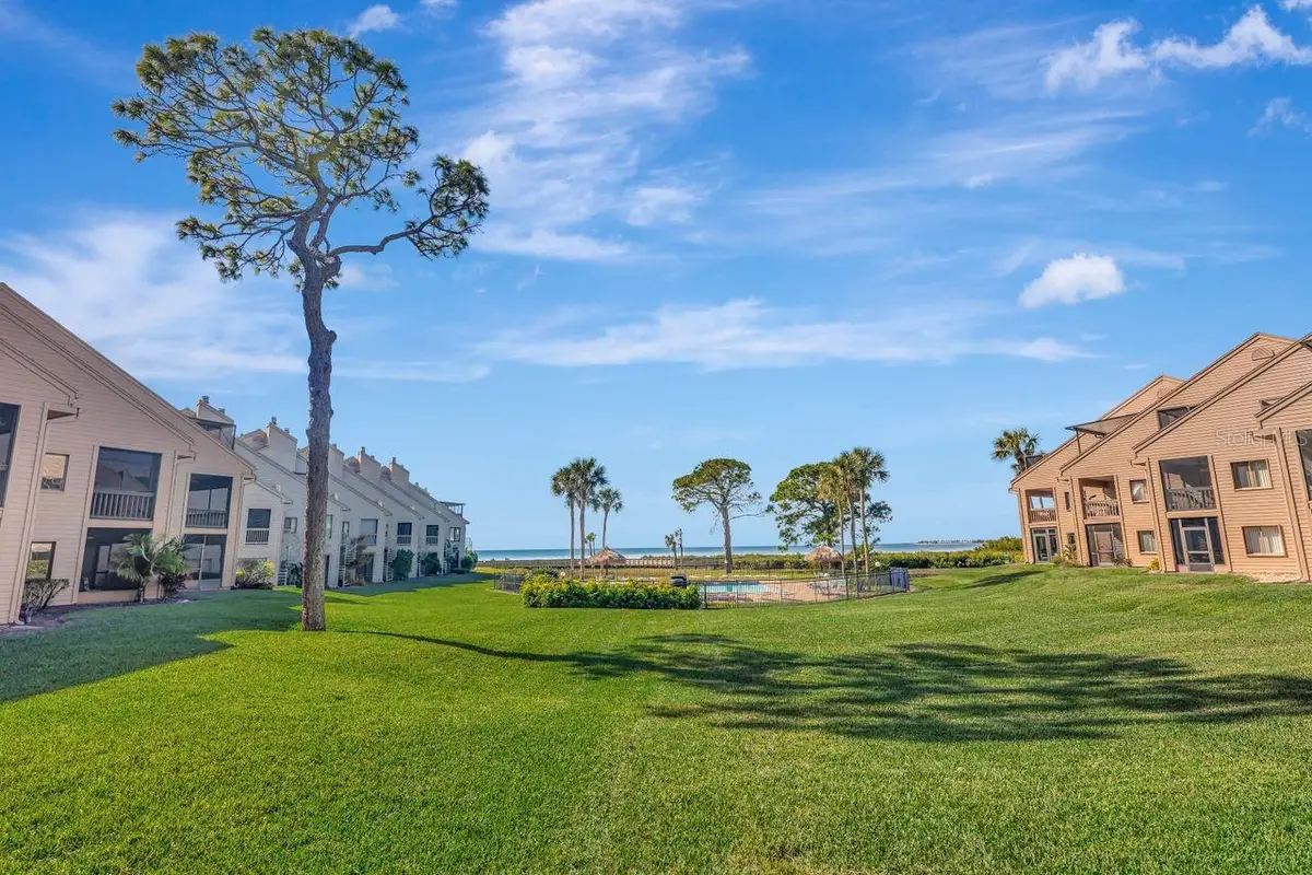 341 Windrush Loop, Tarpon Springs, FL 34689 - Image #1