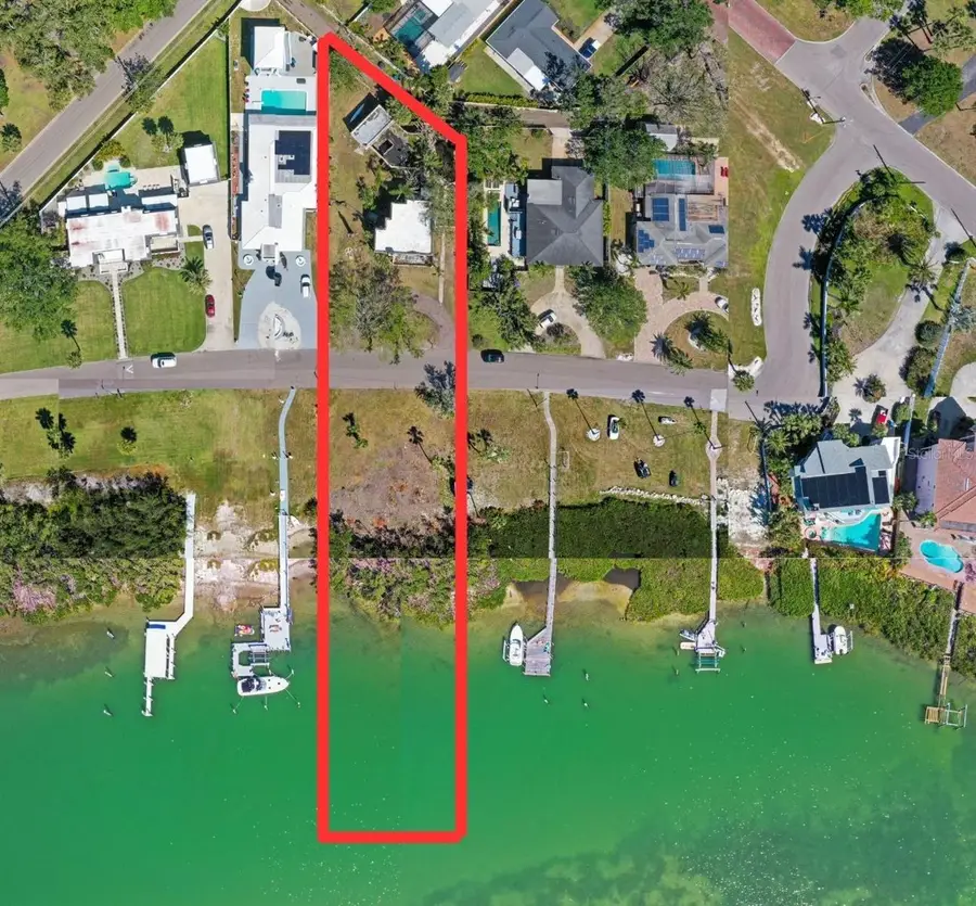 636 Sunset Drive S, Saint Petersburg, FL 33707 - Image #2