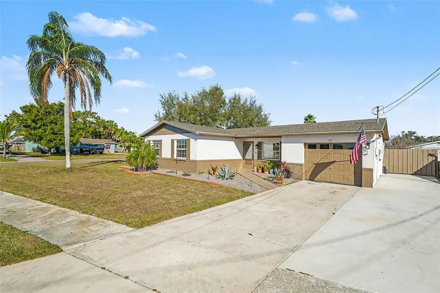 557 Flame Tree Drive, Apollo Beach, FL 33572 - Image #3