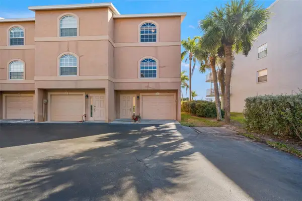 637 Pinellas Bayway S #111, ST PETERSBURG, FL 33715