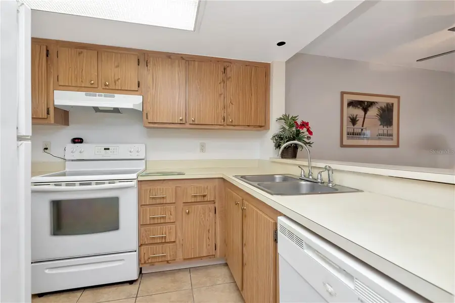 11485 Oakhurst Road #A105, Largo, FL 33774 - Image #3