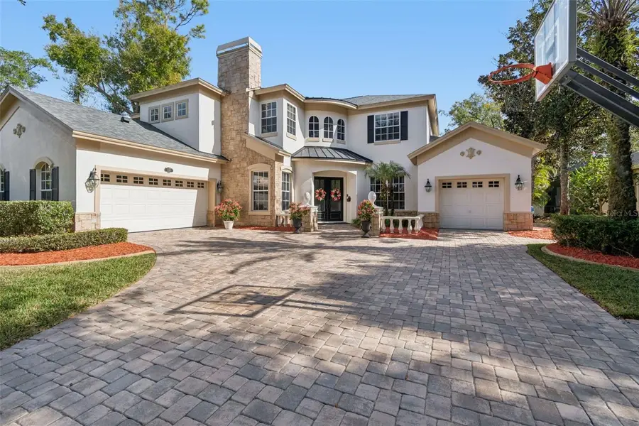 15011 Lake Emerald Boulevard, Tampa, FL 33618 - Image #3