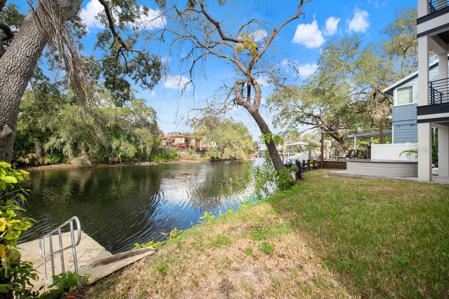 321 W Hanlon Street, Tampa, FL 33604 - Image #2