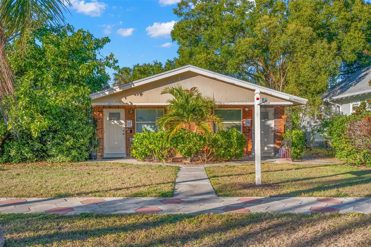 209 12th Avenue N, Saint Petersburg, FL 33704 - Image #1