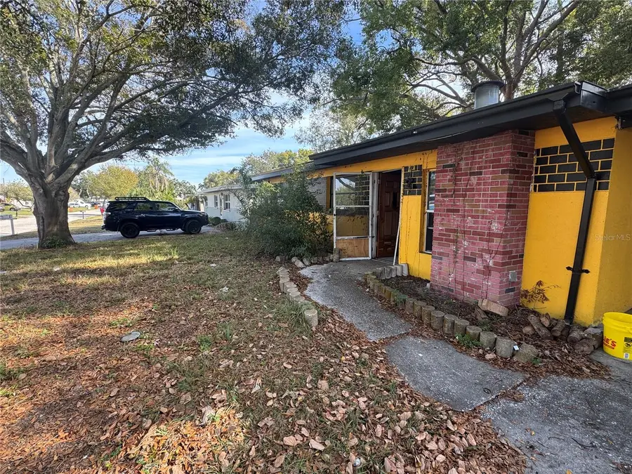 2151 Barcelona Drive, Clearwater, FL 33764 - Image #2