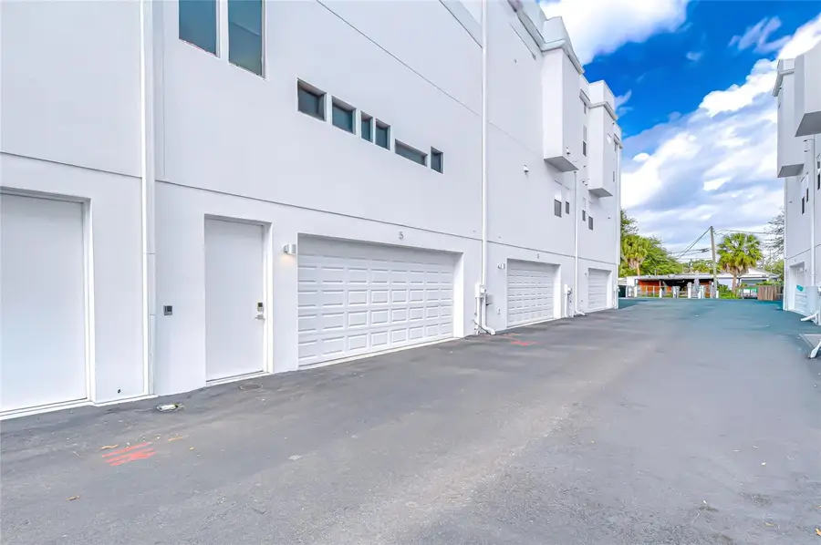 3100 W Paul Avenue #5, Tampa, FL 33611 - Image #2