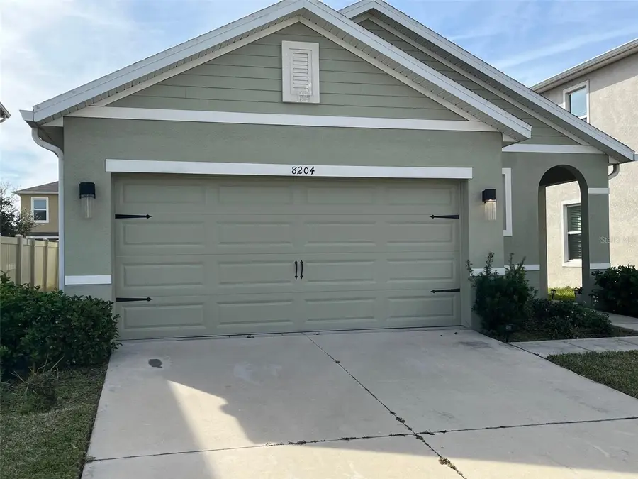 8402 Pelican Reed Circle, Wesley Chapel, FL 33545 - Image #2