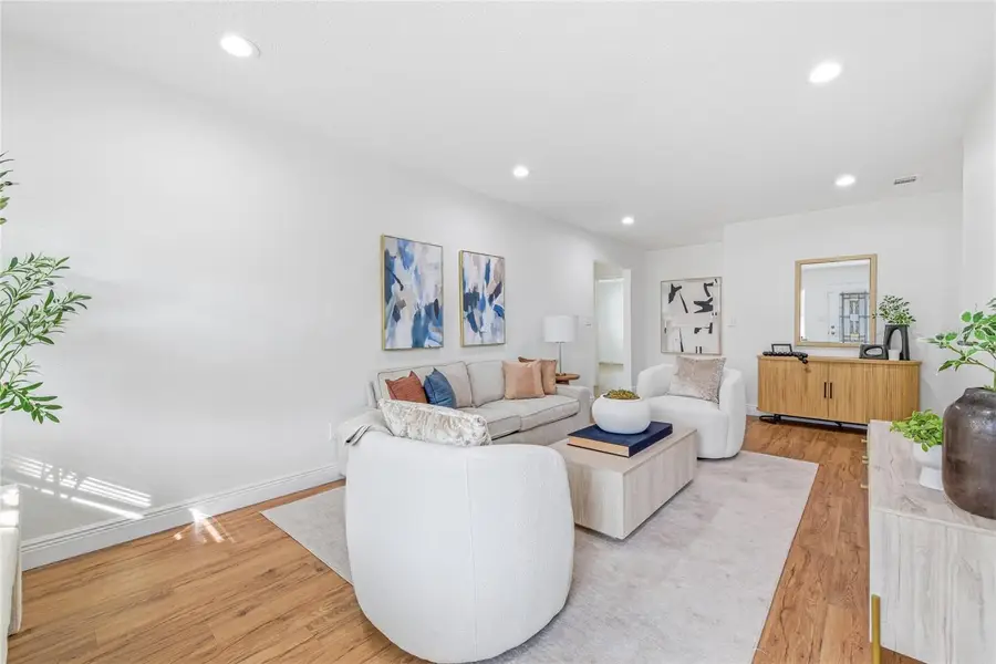 3307 W Ballast Point Boulevard, Tampa, FL 33611 - Image #3