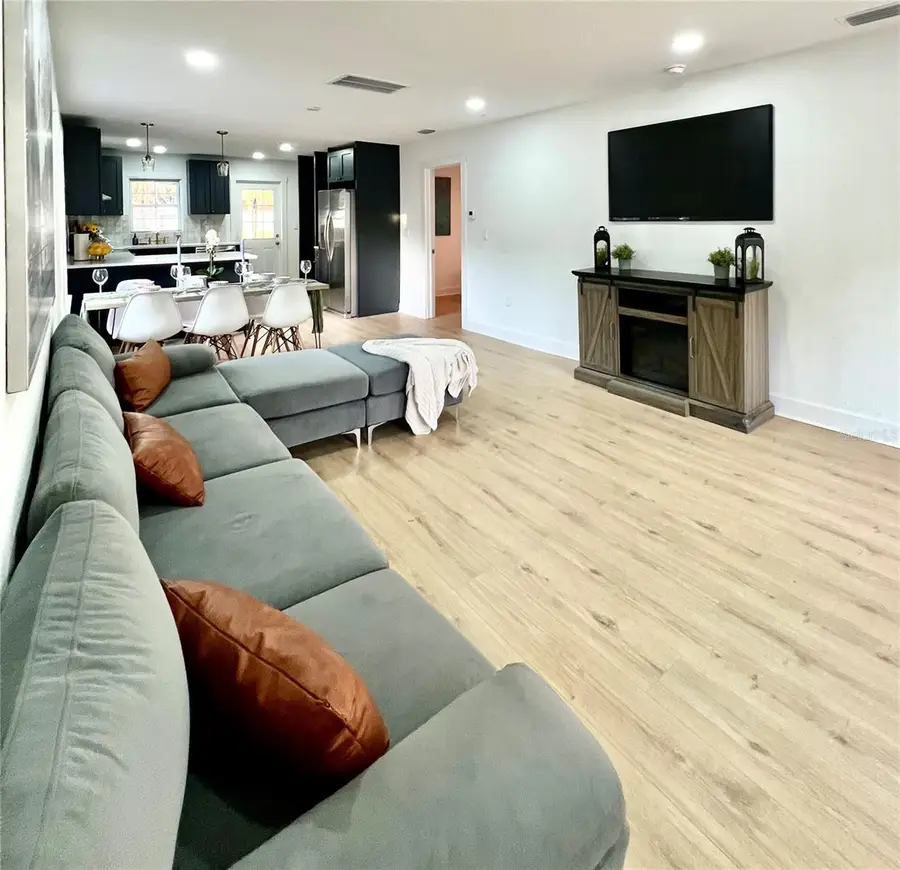 1102 E Louisiana Avenue, Tampa, FL 33603 - Image #3