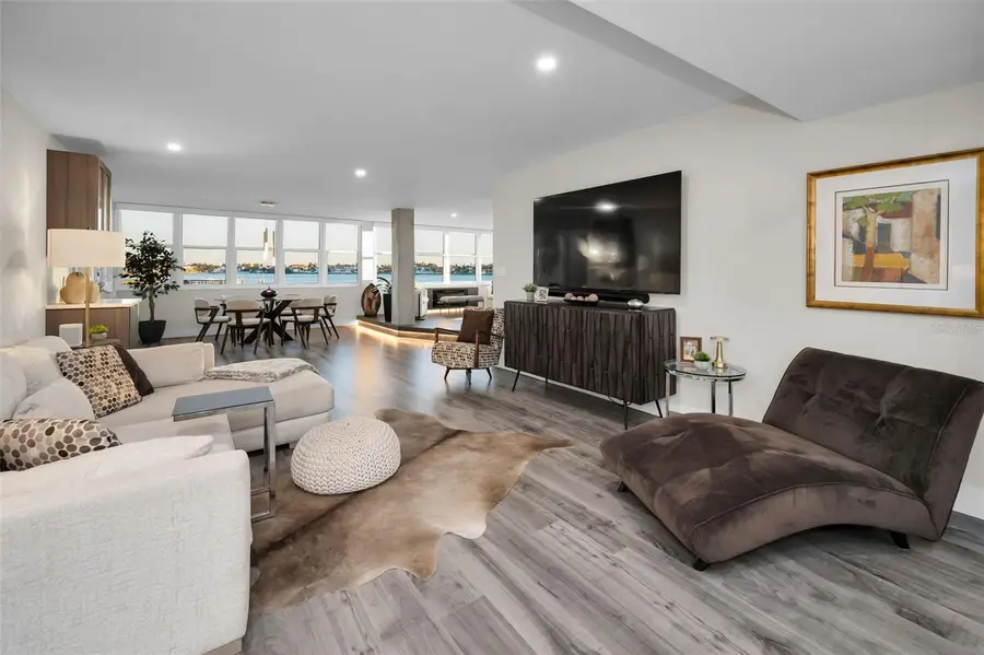 5130 Brittany Drive S #101, Saint Petersburg, FL 33715 - Image #2