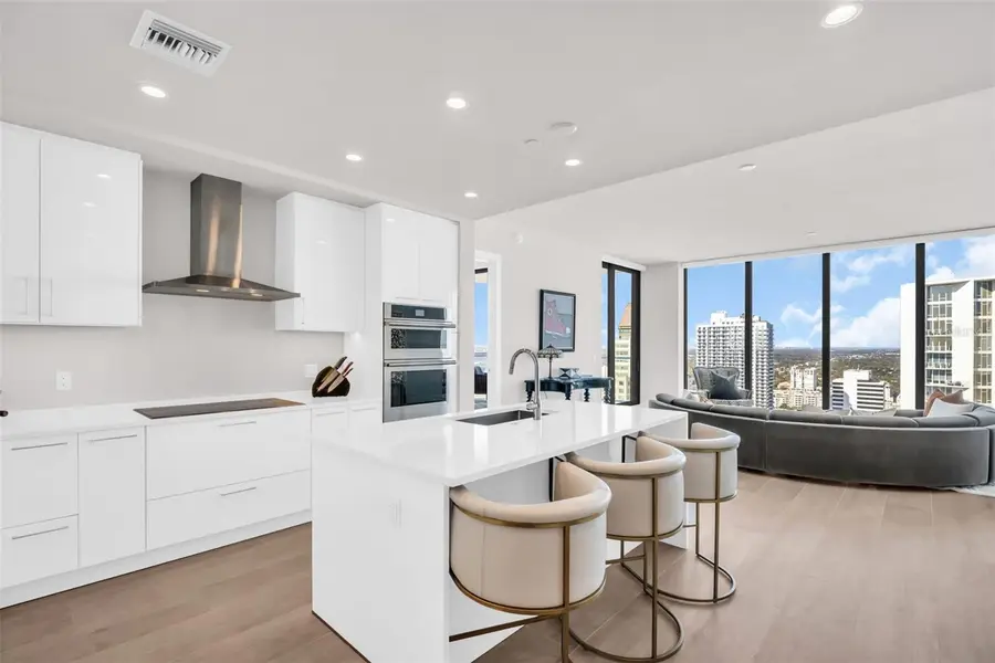 301 1st Street S #3104, Saint Petersburg, FL 33701 - Image #3