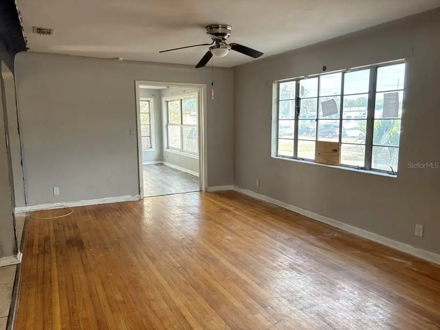 2918 49th Street N, Saint Petersburg, FL 33710 - Image #3