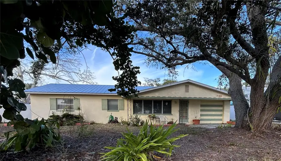 7833 Causeway Boulevard S, Saint Petersburg, FL 33707 - Image #3