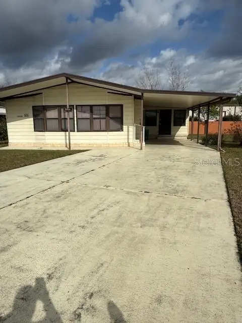 35935 Tanda Circle, ZEPHYRHILLS, FL 33541