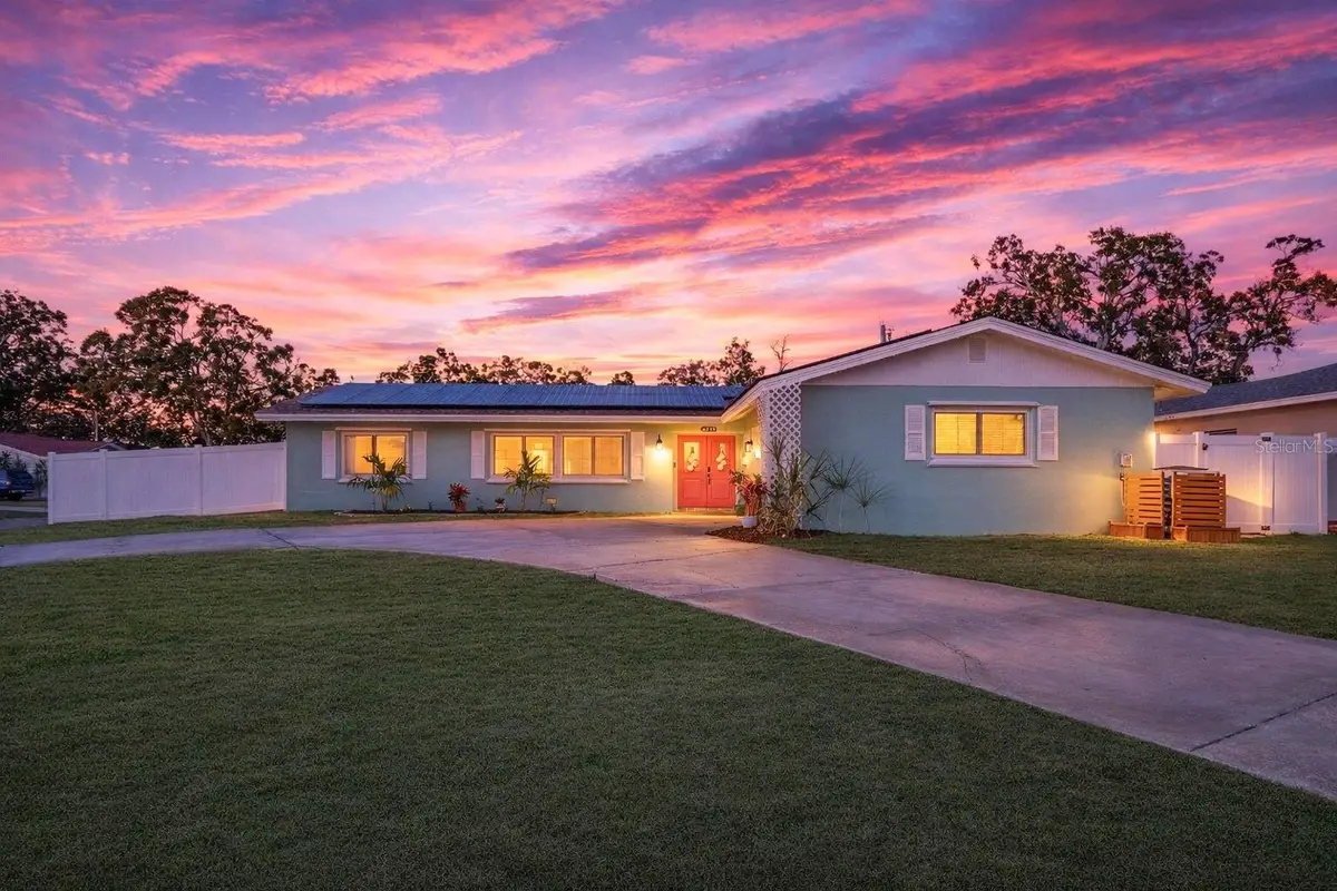 6489 28th Avenue N, Saint Petersburg, FL 33710 - Image #1