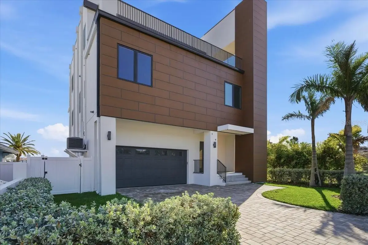 109 Punta Vista Drive, Saint Pete Beach, FL 33706 - Image #1