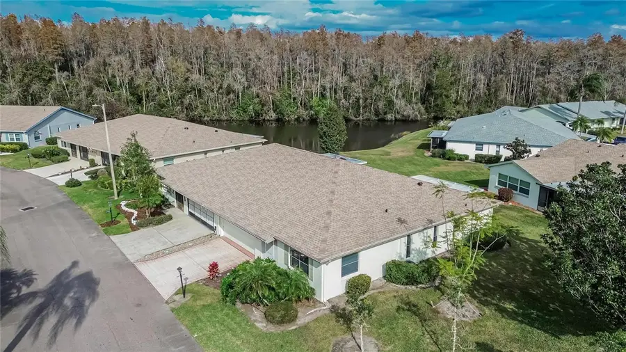 2001 Hartlebury Way #432, Sun City Center, FL 33573 - Image #2