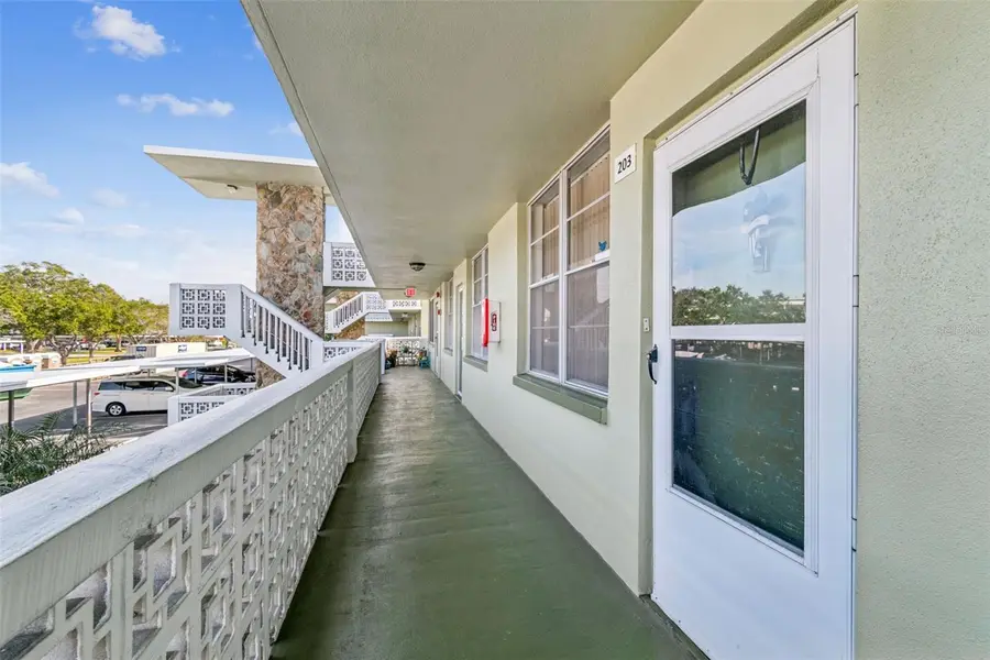 4885 1st Street Ne #203, Saint Petersburg, FL 33703 - Image #2