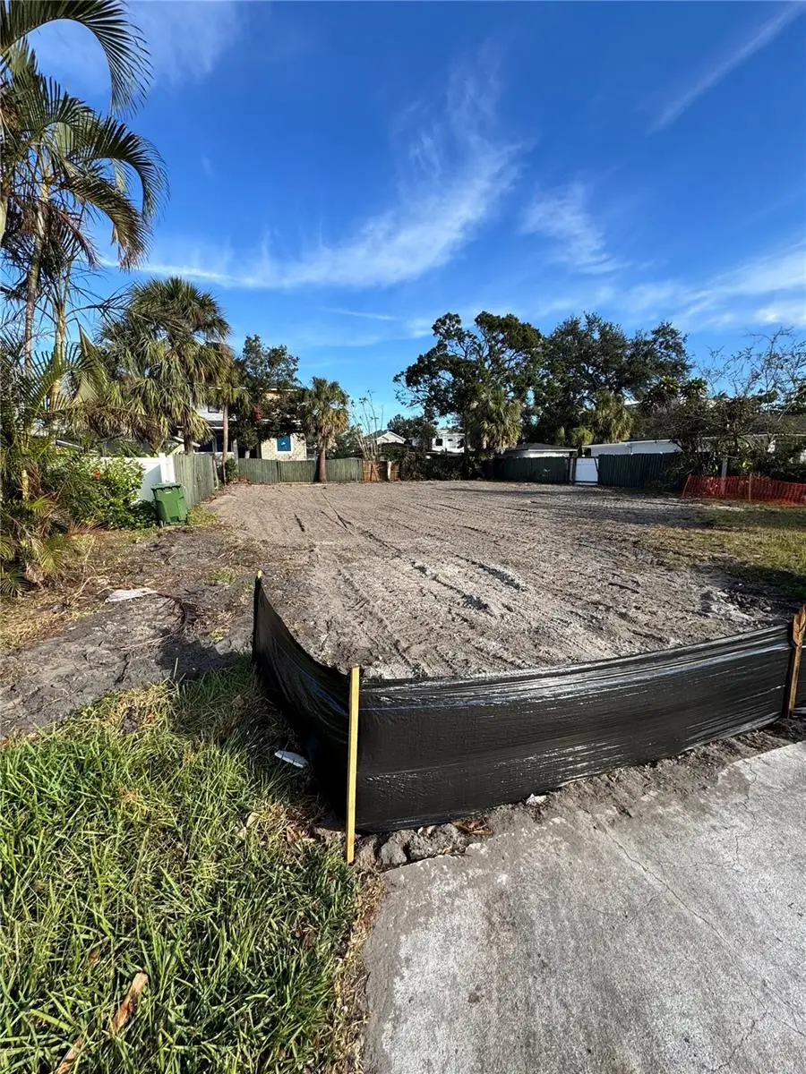 4627 W Bay Villa Avenue, Tampa, FL 33611 - Image #1